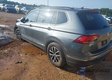 2018 Volkswagen Tiguan 2.0T Se/2.0T Sel z USA, uszkodzony, nr VIN 3VV3B7AX5JM003469